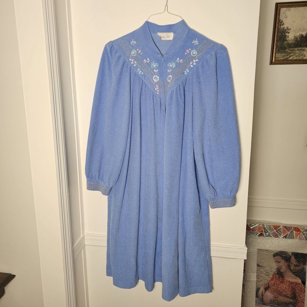 Vanity Fair Robe Kaftan House Dress Zip Front Long Sleeve USA 1970s Periwinkle M